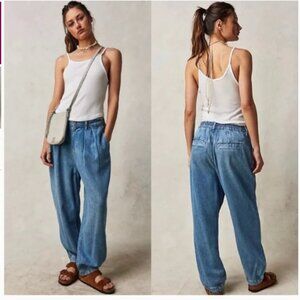 NWOT "M" Free People Esme Pull on Denim Trousers